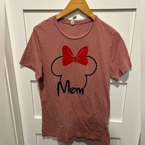 Disney Mom Minnie Mouse Tee